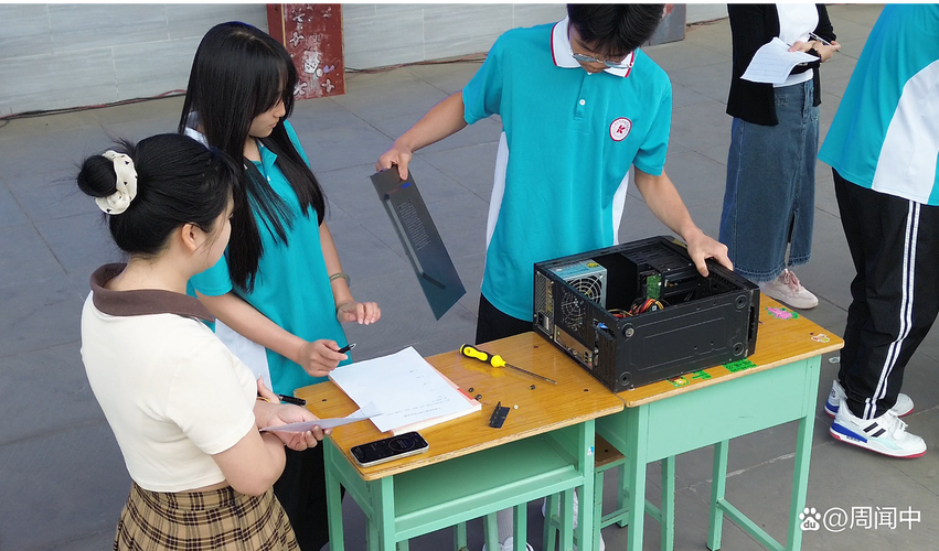 內(nèi)江市科技開發(fā)學(xué)校 以賽促教，點(diǎn)亮職教學(xué)子數(shù)字夢(mèng)想——職業(yè)教育活動(dòng)周暨計(jì)算機(jī)電商專業(yè)技能大賽紀(jì)實(shí)